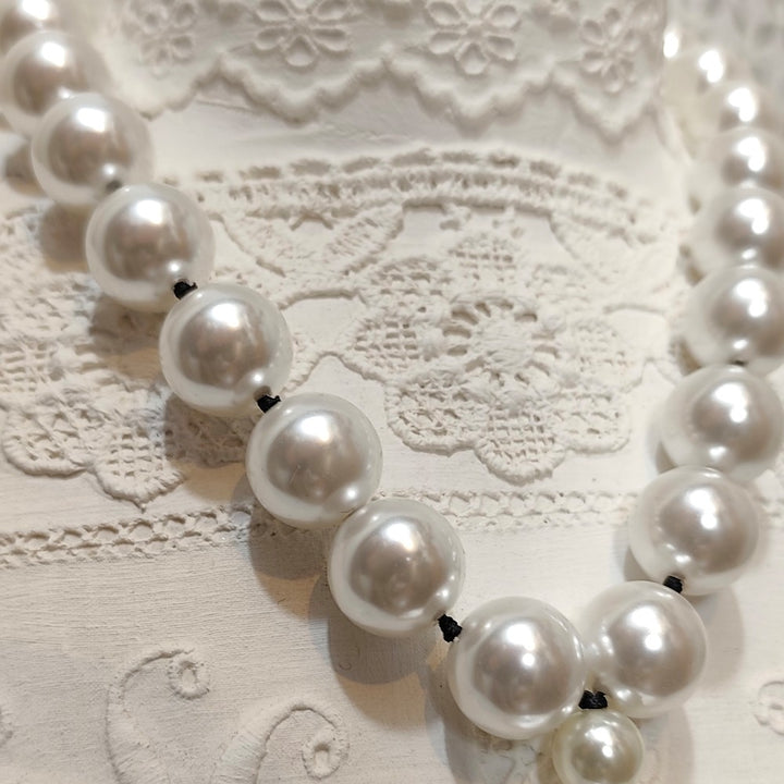 Collier Carmela Perle Bianche - Fantaisie | Camée et Résine