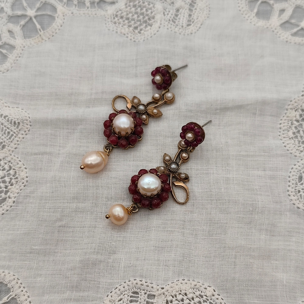 Boucles d'Oreilles Nerea - Baroque | Laiton et Perles - Au Bonheur Des Dames Toulouse - Boutique de Bijoux Baroque, Art Déco et Fantaisie. Livraison Offerte en France. IMG_20260204_150630