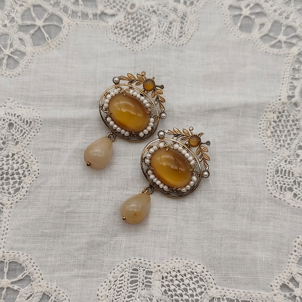 Boucles d'Oreilles Penelope - Baroque | Laiton, Verre et Perles - Au Bonheur Des Dames Toulouse - Boutique de Bijoux Baroque, Art Déco et Fantaisie. Livraison Offerte en France. IMG_20260204_150656