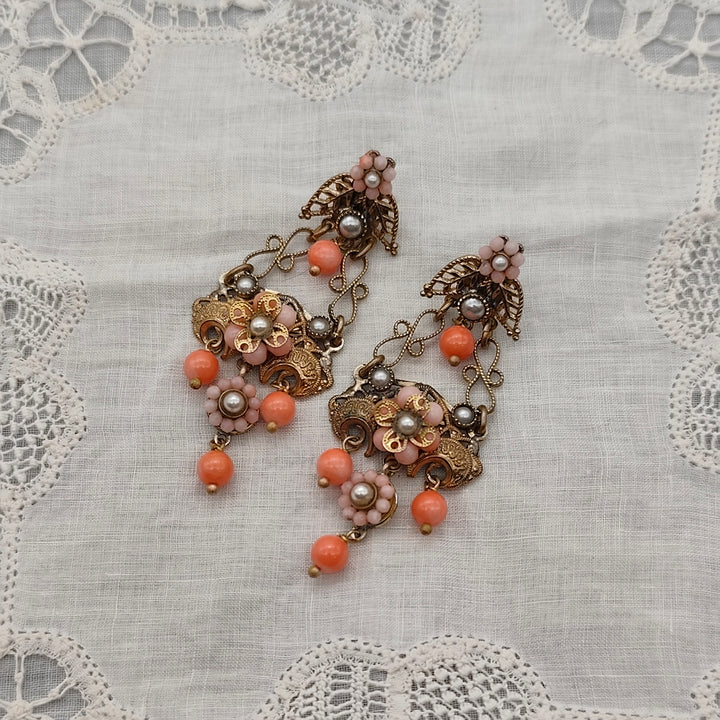 Boucles d'Oreilles Ginevra - Baroque | Laiton et Corail - Au Bonheur Des Dames Toulouse - Boutique de Bijoux Baroque, Art Déco et Fantaisie. Livraison Offerte en France. IMG_20260204_150732